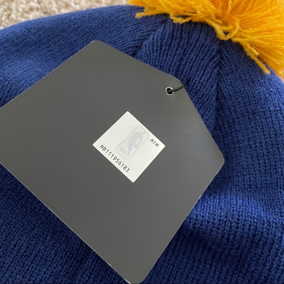 Warriors Beanie 💙💛💙 - Picture 2 of 3